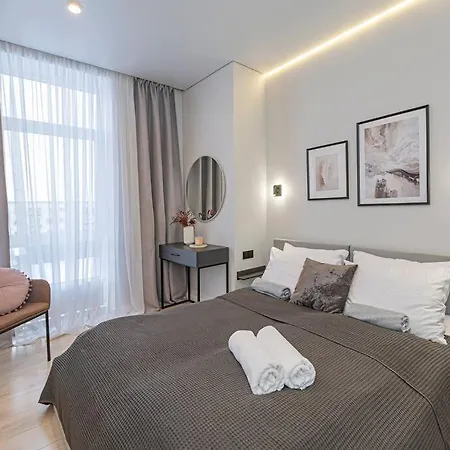 Lovely 1bd By Domvia